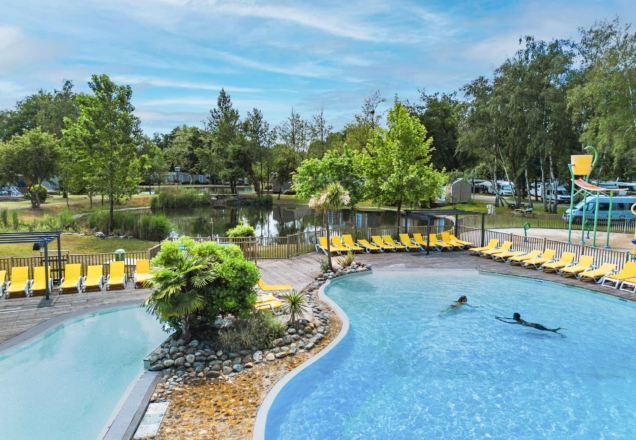 © 2023 Charline Photography, all rights reserved.