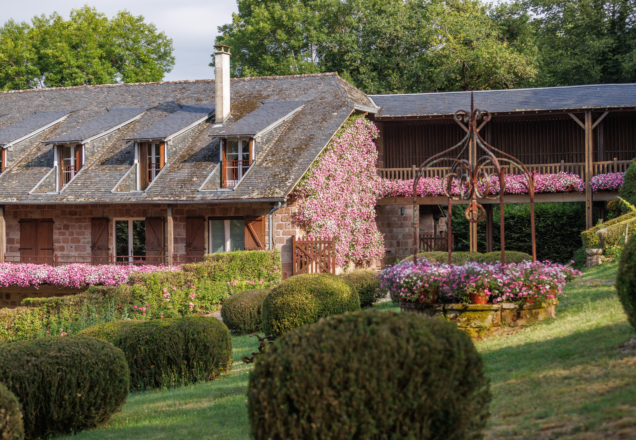 tous droits reserves