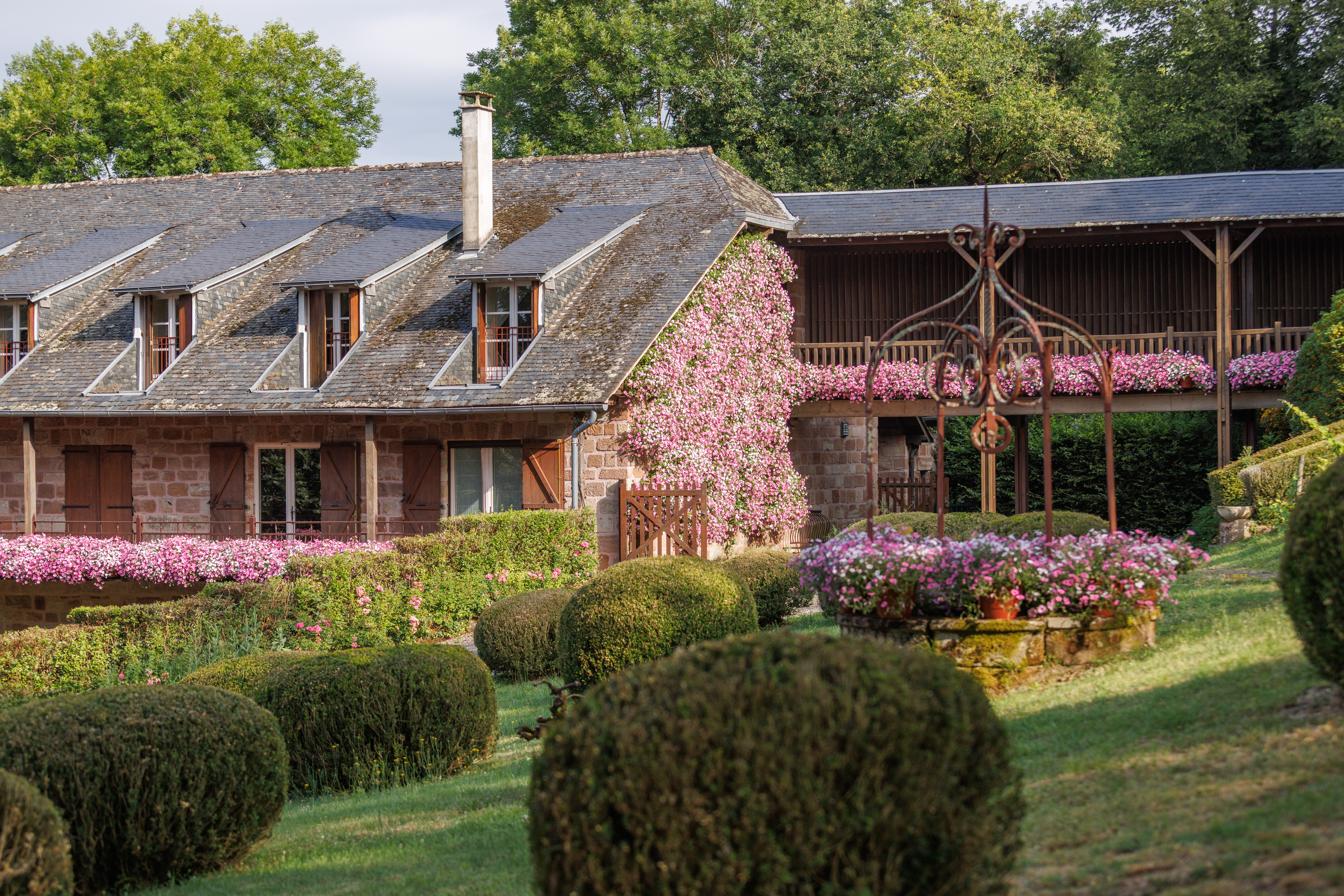 tous droits reserves