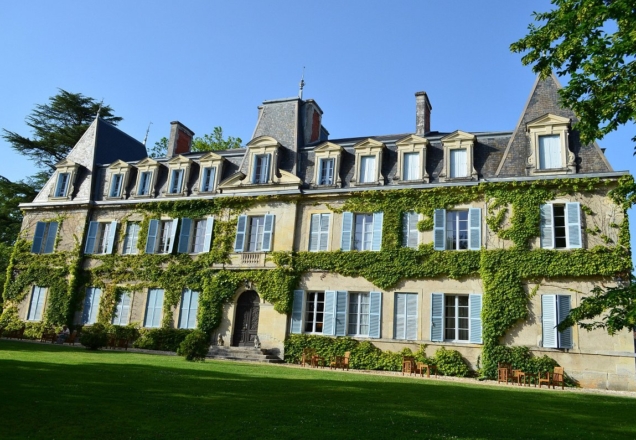 © Le Château de Lalande