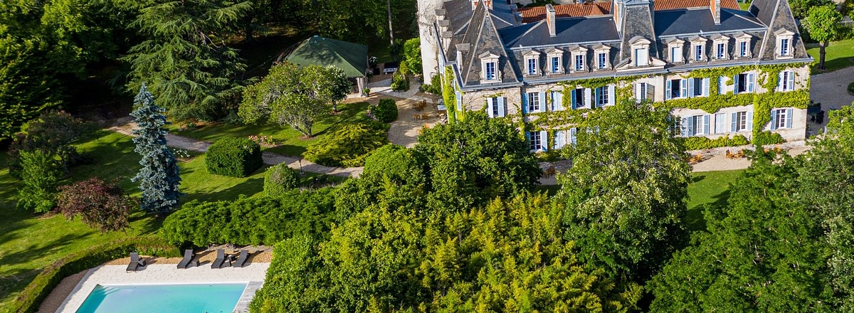 © Le Château de Lalande