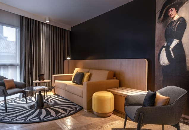 Photo © StudioChevojon